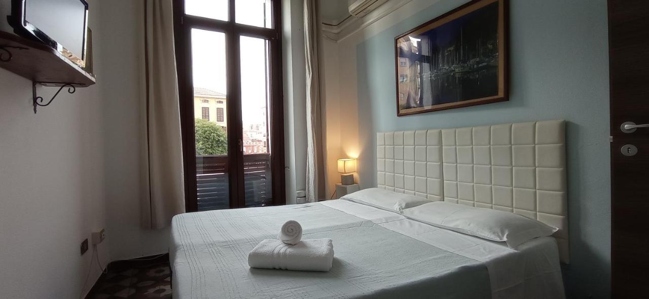 Onlyrooms III - Piazza Jenne Cagliari Exteriér fotografie