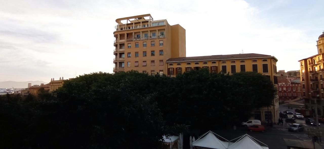 Onlyrooms III - Piazza Jenne Cagliari Exteriér fotografie
