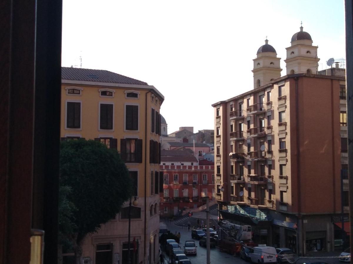 Onlyrooms III - Piazza Jenne Cagliari Exteriér fotografie